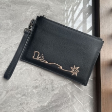 Christian Dior Clutch Bags